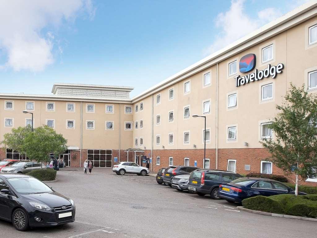 Travelodge Cheltenham Bagian luar foto
